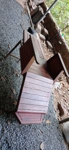 Brown Wooden Nasya Peeth Chair