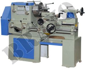 4.5 Feet Heavy Duty Lathe Machine