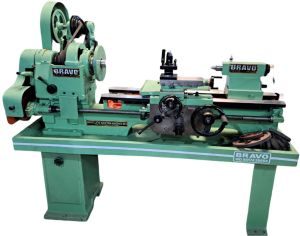 4.5 Feet Light Duty Lathe Machine