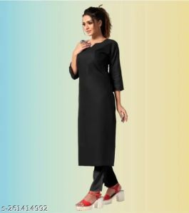 Black Women\'s Solid Viscose Rayon Kurta