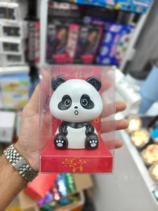 Solar-Powered Dancing Panda Bobblehead for Car Dashboard &AMP;AMP; Desk