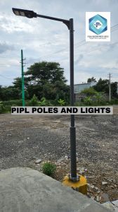 Tubular Single Arm Pole