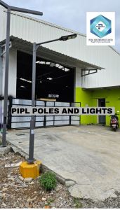 Tubular Single Arm Pole