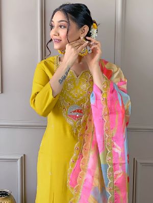 Ladies Embroidered Viscose Kurta Pant Dupatta Set