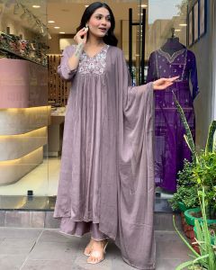 Ladies Stylish Chinon Viscose Embroidered Kurta, Pant and Dupatta Set