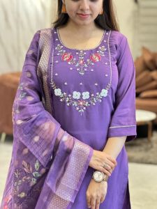 Ladies Viscose Embroidered Kurta, Pant And Jacquard Dupatta Set