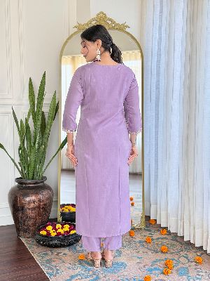 Ladies Rayon Embroidered Kurta, Pant And Dupatta Set