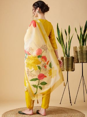 Ladies Chinon Viscose Embroidered Kurta, Pant and Dupatta Set