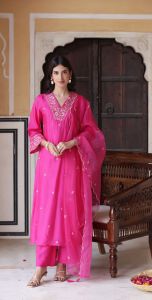 Ladies Pink Viscose Chanderi Kurta, Pant and Dupatta Set