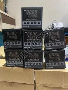 DC1040 PID Temperature Controller