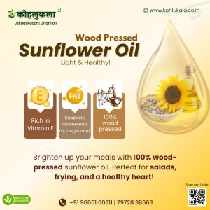 Wooden Cold Pressed Safflower Oil