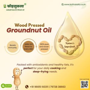 Wooden Cold Pressed Groundnut Oil