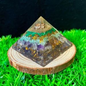 Eight Element Orgonite Pyramid