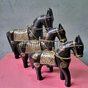 Black Wooden Horse Set