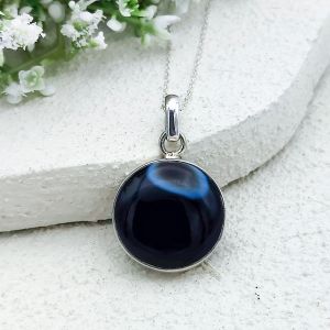 Onyx Black Round Pendant