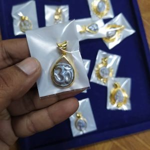 Designer Pearl Pendant