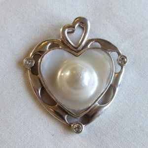 White Pearl Silver Pendant