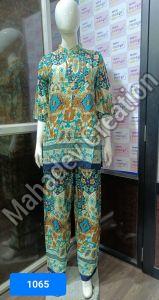 Ladies Daywear Ethnic Motif Suit