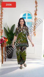 Ladies Ethnic Print Kurta Set
