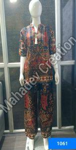 Ladies Ethnic Style Tassel Kurta Set