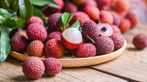 Fresh Sweet Lychees