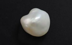 3.89 Carat Freshwater Keshi Pearl Stone