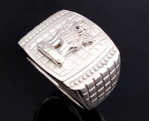 Ashoka Emblem Silver Grid Ring