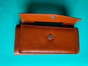 Ladies Brown Leather Wallets
