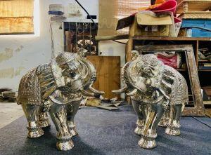 Blanket Crest Ornamental Elephant Pair