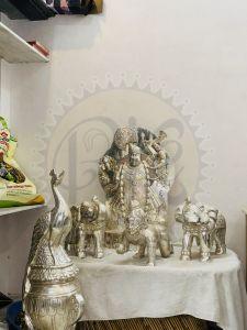 Krishna Idol with Animal Companion Set