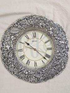 Leaf Crest Roman Wall Clock