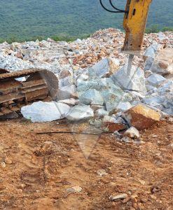 B Grade White Quartz Lumps
