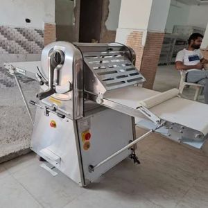 Electric Dough Sheeter Machine
