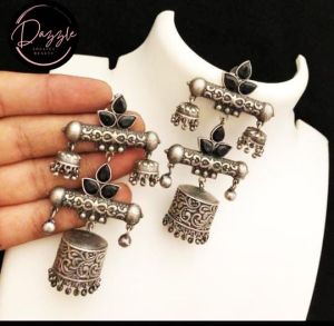 Ladies Black Leaf Drum Drop Earpiece