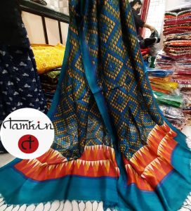 Womens Triangle Diamond Tussar Silk Stole