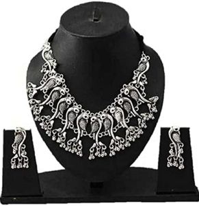 Metal Necklaces
