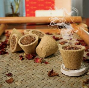 8 Pieces Sambrani Dhoop Cup Box