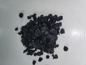 Polyester Grinded  Black Lumps