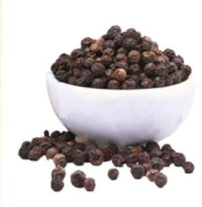 Sun-Dried Black Peppercorns