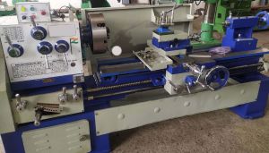 7 Feet All Geared Lathe Machine