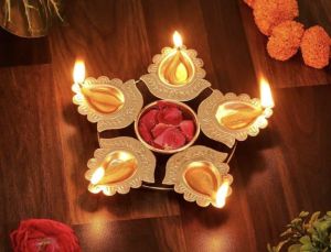 Diwali Golden Iron Diya Urli