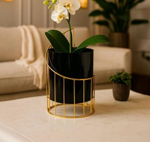 Stylish Flower Vase