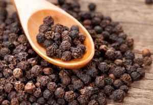 Organic Whole Black Pepper Seeds