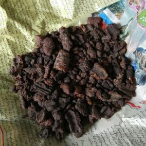 Solid Dried Brown Stick Lac