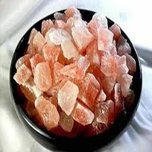 Sabut Lahoori Salt