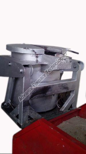 Tilting Type Transfer Laddle Capacity 1000 Kgs