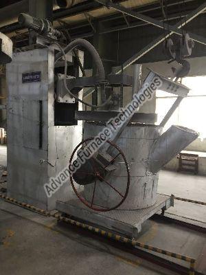 Hand Tilting Transfer Laddle Capacity 1200-1500 Kgs