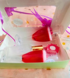 Christmas Gift Hamper Set with Luxury Glass Candles, Festive Floral Box, Holiday Celebration Pack