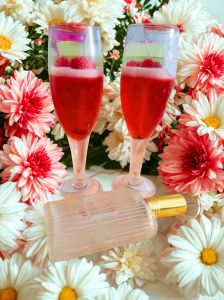 Christmas Gift Hamper Set with Luxury Glass Candles, Festive Floral Box, Holiday Celebration Pack