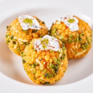 1 Kg Besan Cashew Laddu